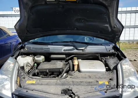 2005 Toyota Prius from USA, damaged, VIN JTDKB20UX53032574